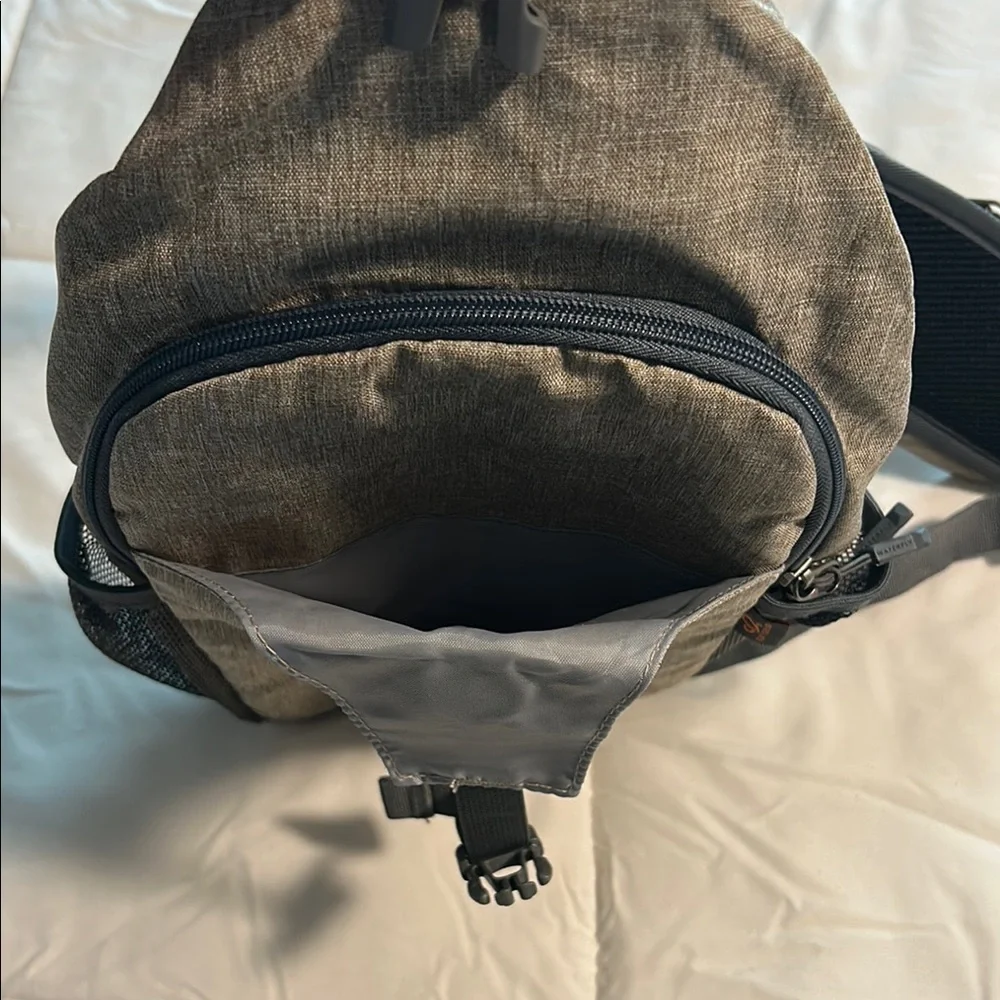 Black and Tan Crossbody Bag with Slim Profile and Minimalist Design NWOT - Picture 5 of 8